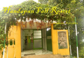 Гостиница Handapan Falls - Holiday Resort  Boraluwage Aina